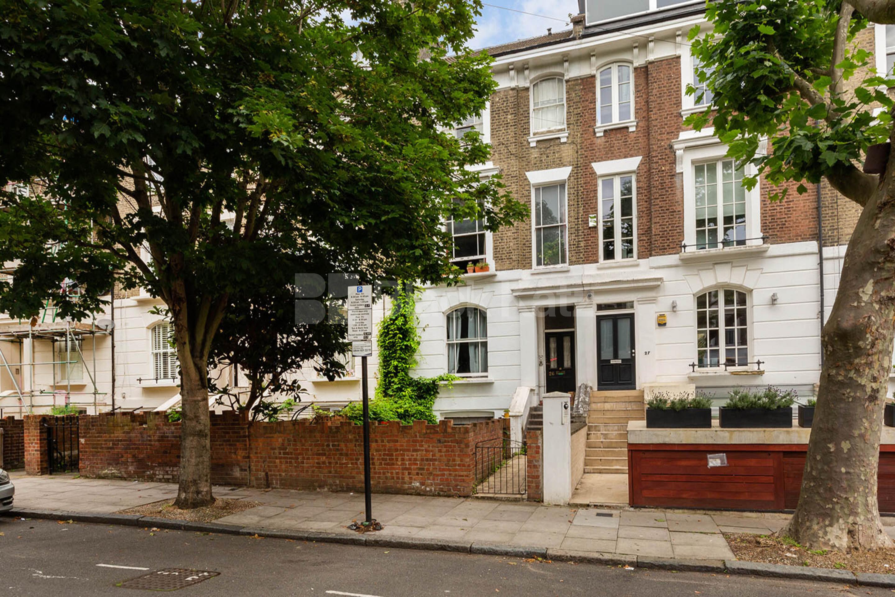 Newly refurbished 6 bedroom House located minutes to Holloway station   Loraine Road, Holloway N7